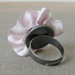 Pale Mauve Silk Ring